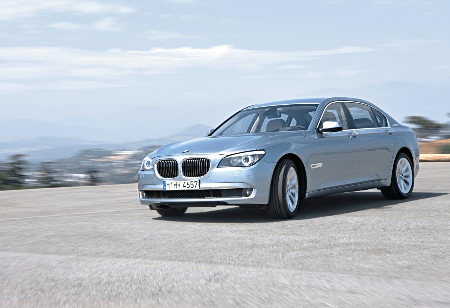  BMW ActiveHybrid 7 2009 года  (фото 18 из 41)